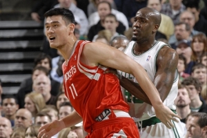 姚明排第一?帕金斯回应网友提问:哪三位是你生涯最难缠的对手配图